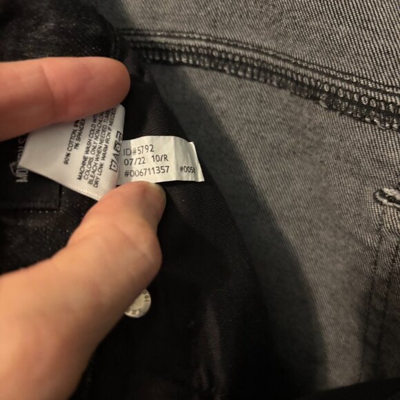 Express Modern Straight High Rise Jean 10R - Picture 7 of 8